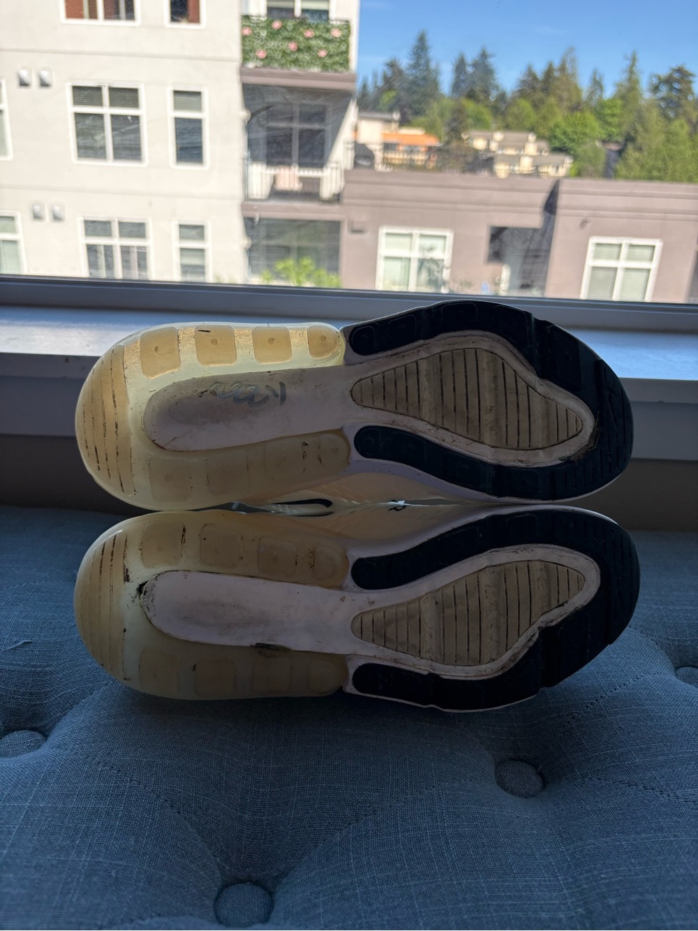 Nike Air Max 270 Running Shoes Sneakers Sail/Coconut Milk/Pale Ivory/Black Mens - Picture 15 of 15